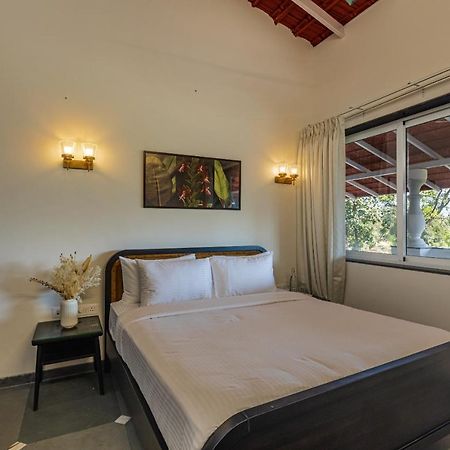 Saffronstays Mariposa By The River Montana, Karjat Eksteriør billede