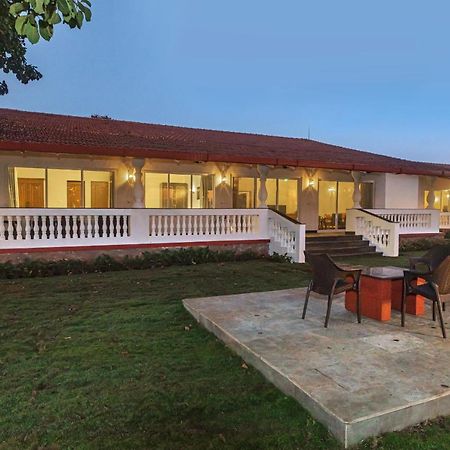 Saffronstays Mariposa By The River Montana, Karjat Eksteriør billede