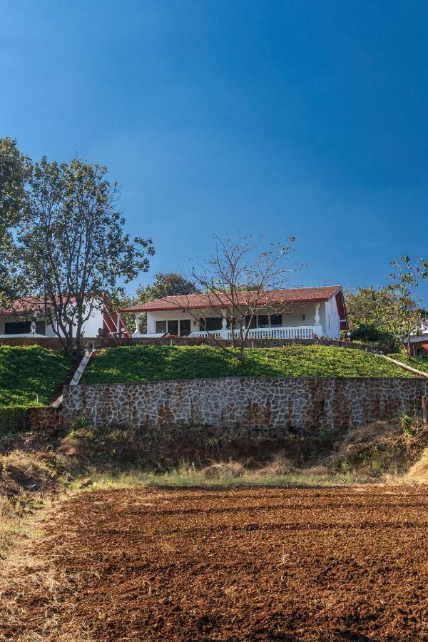 Saffronstays Mariposa By The River Montana, Karjat Eksteriør billede